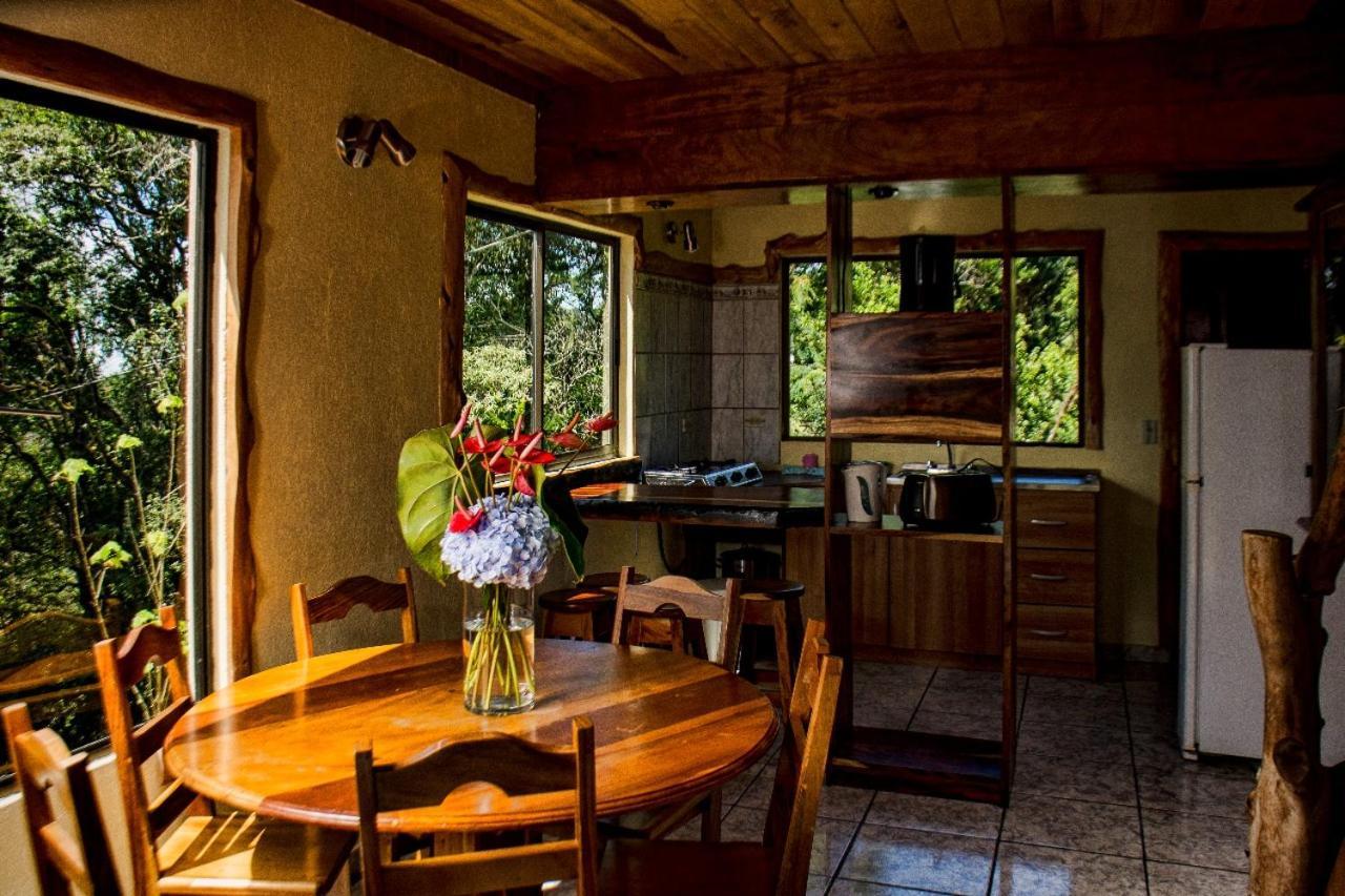 Cabinas Capulin & Farm モンテベルデ エクステリア 写真